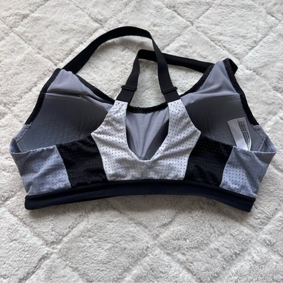 Victoria's Secret | Black, White and Gray Mesh Lightweight Sports Bra | Size 36C - Picture 3 of 8